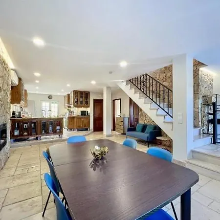 Casa Arbutus *