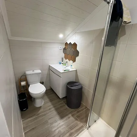 Casa Arbutus * سيتوبال